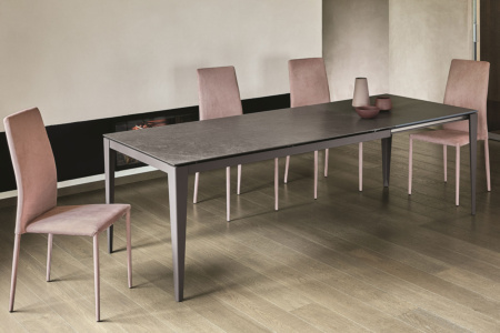 Dom Extension Dining Table