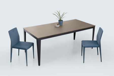 Dom Extension Dining Table