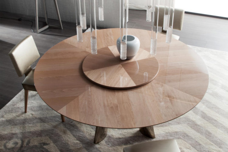 Dress Round Dining Table