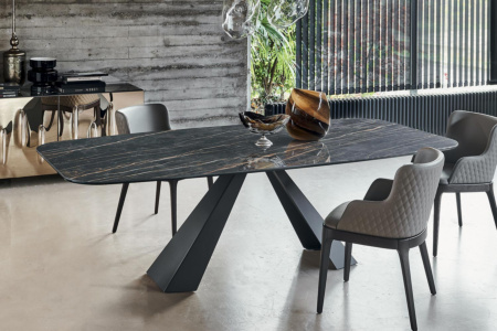 Eliot Keramik Dining Table