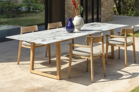 Ever Dining Table