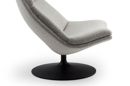 F510 High Back Lounge Chair