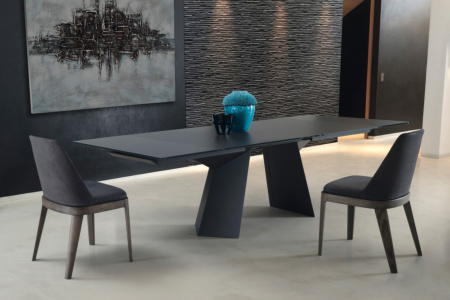 Fiandre Extension Dining Table
