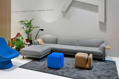 Figura Sectional Sofa With Chaise