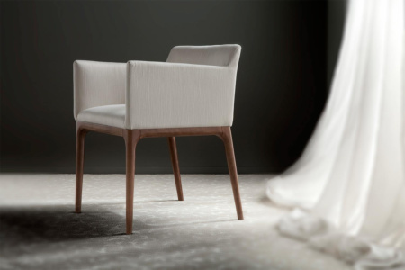 Four Seasons/5 Arm Chair