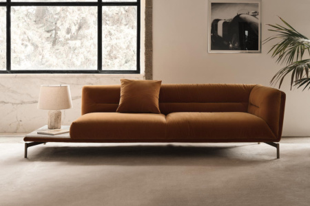 Gary Chaise with Table