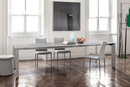 Genio Extension Dining Table