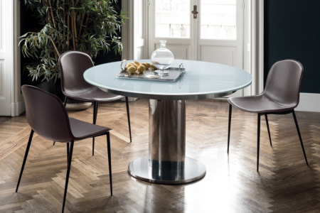 Giro Extension Dining Table