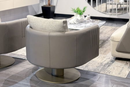 GMM Philly Swivel Armchair