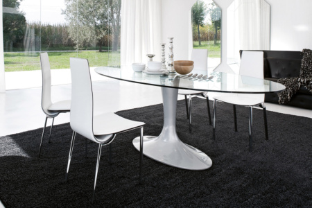 Imperial Dining Table