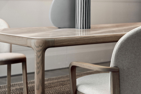 Inari Dining Table