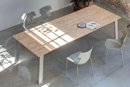 Kalua Extension Dining Table