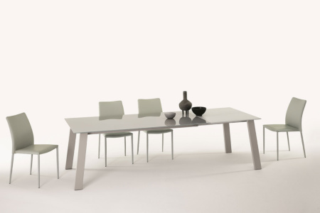 Kalua Extension Dining Table