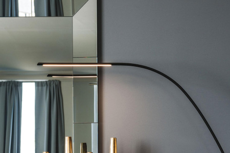 Lampo LED Floor Lamp