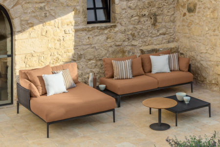 Leaf Chaise Sectional Sofa with Table