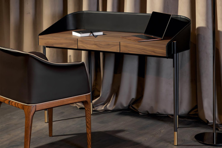 Ledor Office Desk