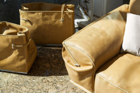 Limousine Corner Sectional Sofa with Peninsula