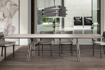 Lines Dining Table