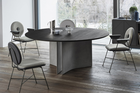 Magnum Dining Table