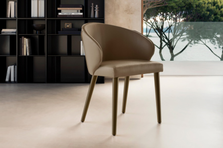 Manta Dining Chair