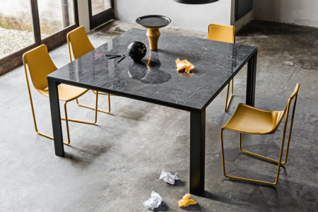 Marcopolo Extension Ceramic Dining Table