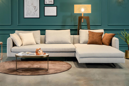 Metropolis Sectional Sofa with Chaise