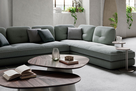 Michael Sectional Sofa with Chaise