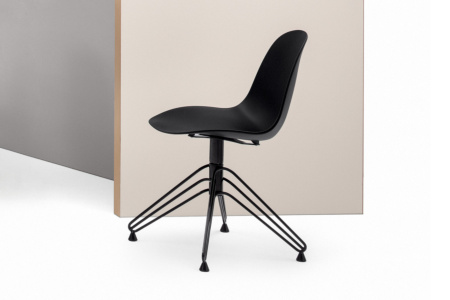 Mood Swivel Dining Chair