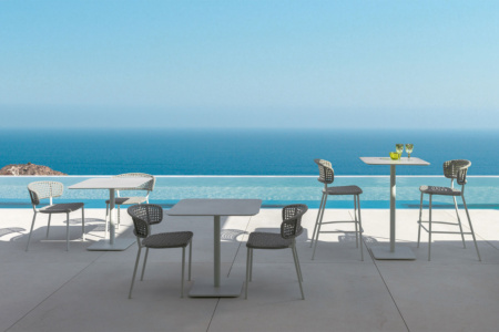 Moon Alu Bistro Table