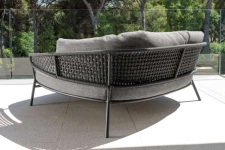 Moon Alu Daybed