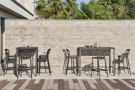 Moon Outdoor Dining Table