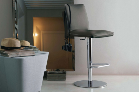 Nata Adjustable Bar Stool Display Model