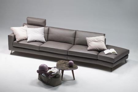 Nausicaa XL Sofa with Peninsula