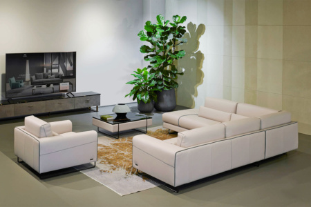 Newport Sectional Sofa With Peninsula