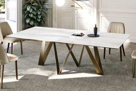 Noa Dining Table