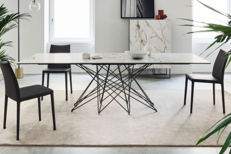 Octa Dining Table