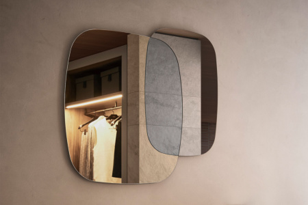 Oltre Mirror