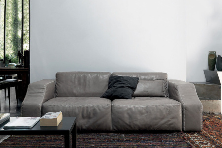 Oxer Sofa