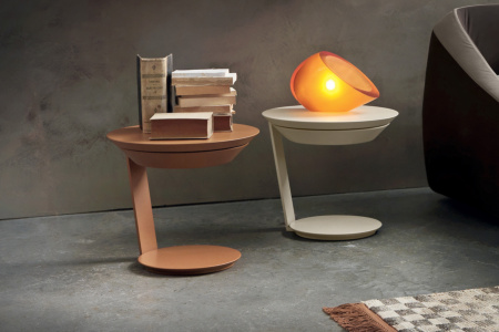 Point End Table