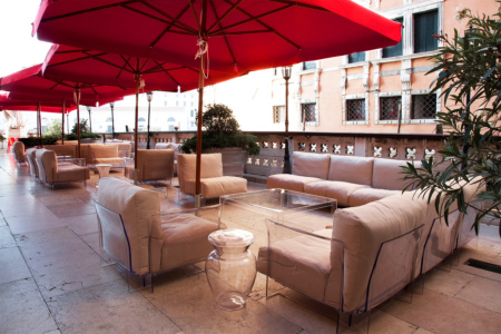 Pop Outdoor Lounge Chair