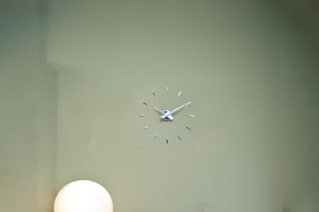 Puntos Suspensivos Clock