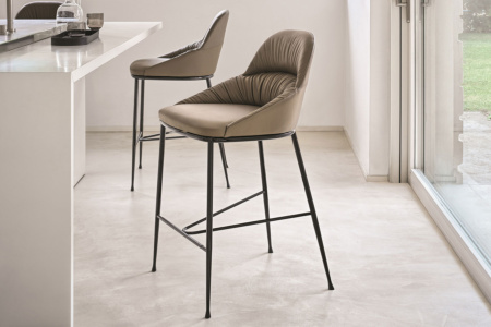 Queen Counter Stool Quickship 