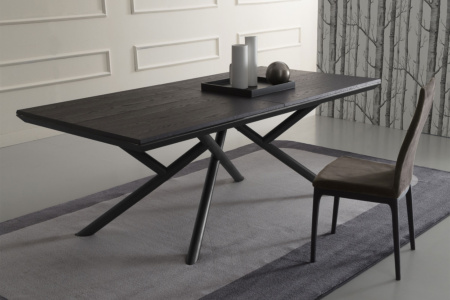Random Extension Dining Table