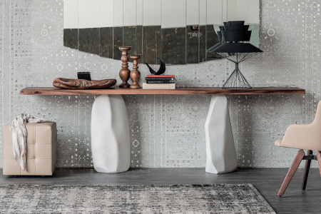 Rapa Nui Console Table