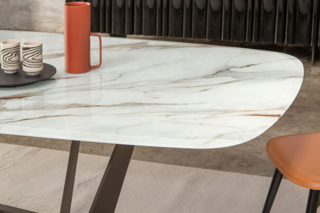 Reverse Artistic Dining Table