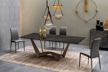 Reverse Ceramic Dining Table