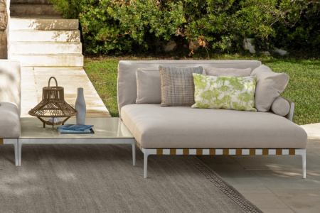 Salinas Sectional Sofa with Chaise Comp. A