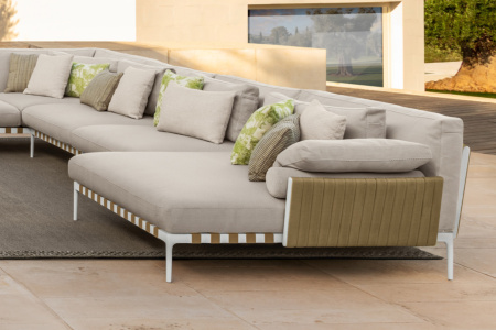 Salinas XL Sectional Sofa Comp. D