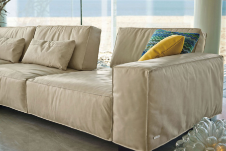 Soho Sectional Sofa with Chaise