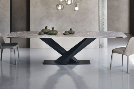 Stratos Keramik Dining Table